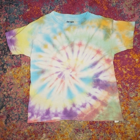 Gildan Other - Handmade Tie Dye Shirt Size S